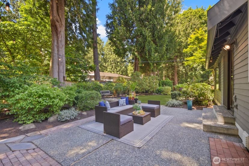 Property photo for 21603 Ne 22nd Court, Sammamish photo 33