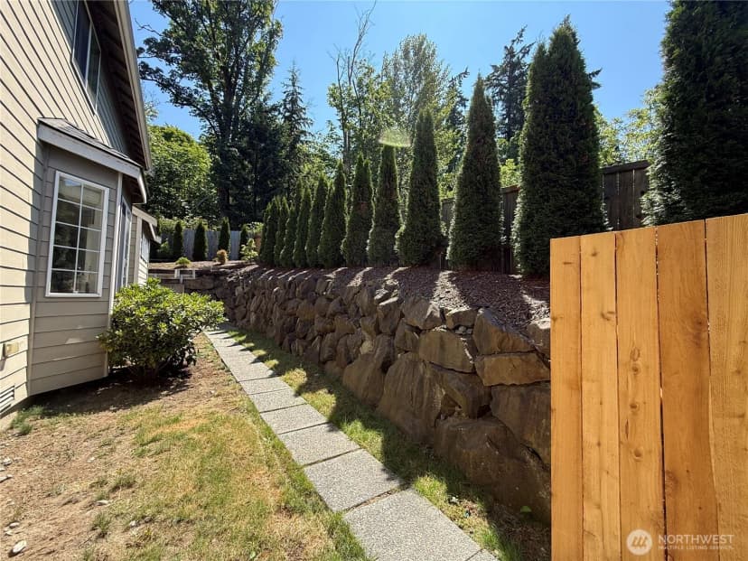 Property photo for 19824 83rd Place Ne, Kenmore photo 36