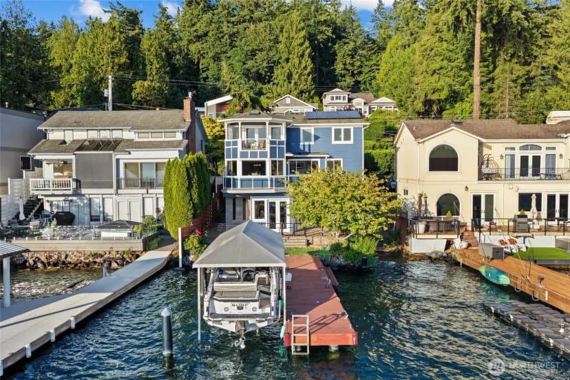 Property photo for 13133 Holmes Point Drive Ne, Kirkland photo 35