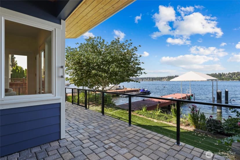 Property photo for 13133 Holmes Point Drive Ne, Kirkland photo 29