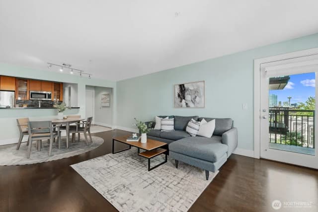 Property photo for 1711 E Olive Way #314, Seattle photo 2
