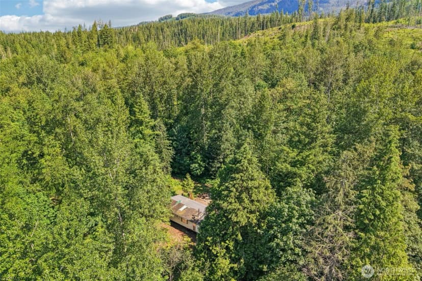 Property photo for 42215 May Creek Road, Gold Bar photo 11