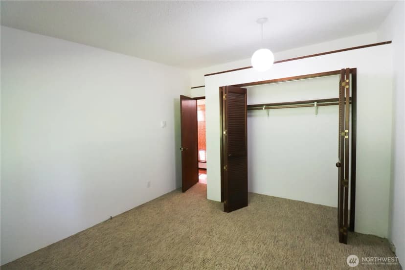 Property photo for 502 Val Vista Drive, Montesano photo 24