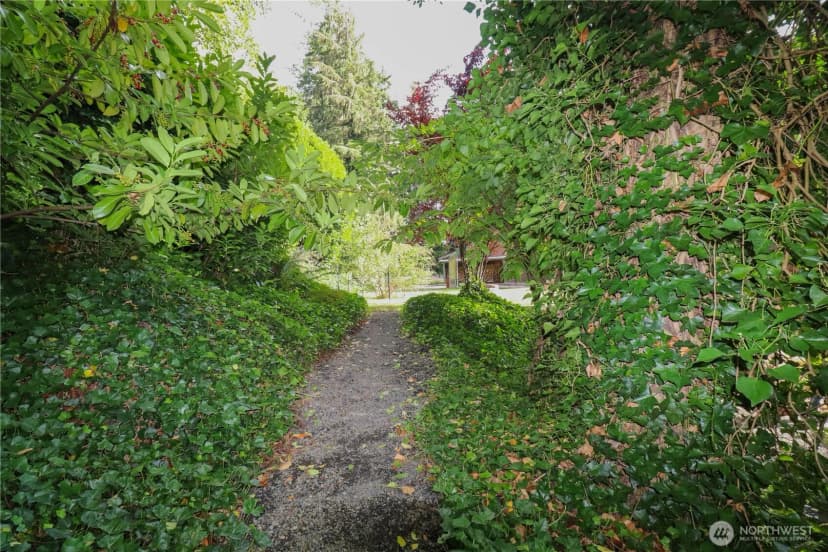 Property photo for 502 Val Vista Drive, Montesano photo 33