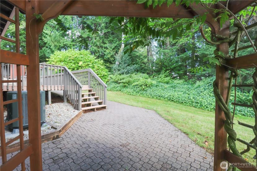 Property photo for 502 Val Vista Drive, Montesano photo 8