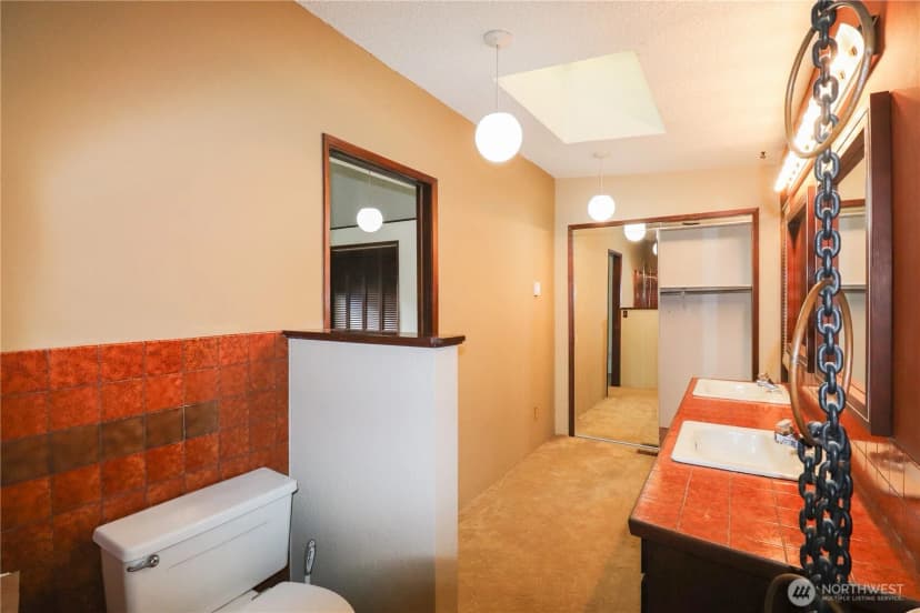 Property photo for 502 Val Vista Drive, Montesano photo 28