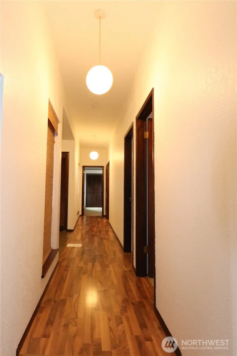 Property photo for 502 Val Vista Drive, Montesano photo 22