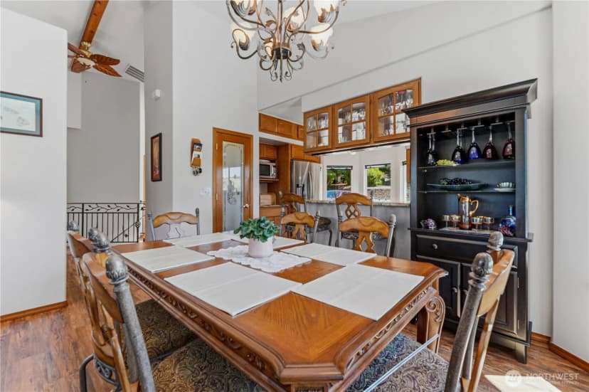 Property photo for 3870 Sunridge Ln, Wenatchee photo 30