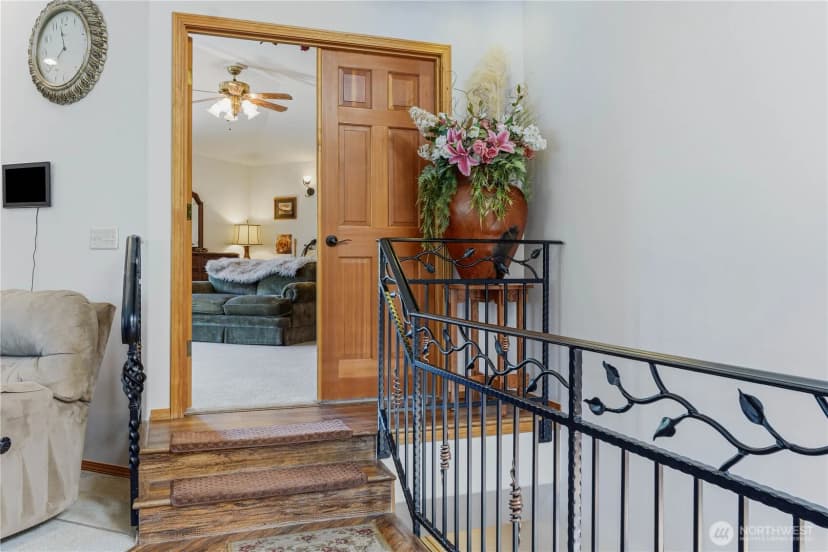 Property photo for 3870 Sunridge Ln, Wenatchee photo 17