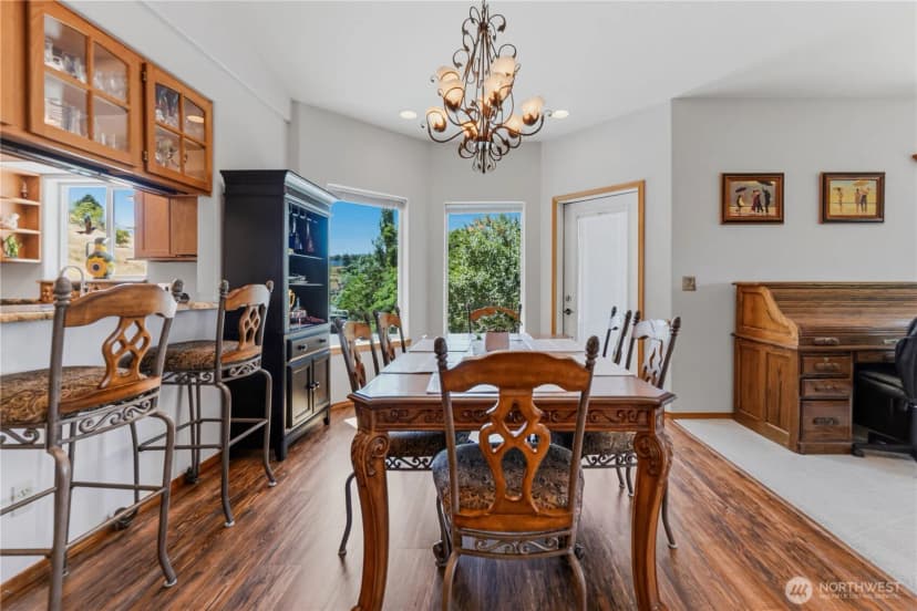 Property photo for 3870 Sunridge Ln, Wenatchee photo 10
