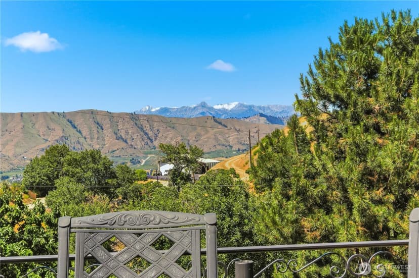 Property photo for 3870 Sunridge Ln, Wenatchee photo 35