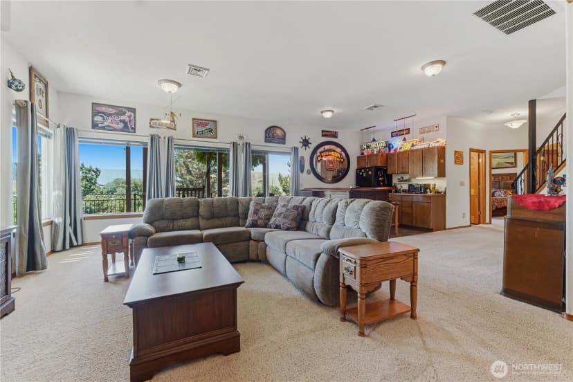 Property photo for 3870 Sunridge Ln, Wenatchee photo 32