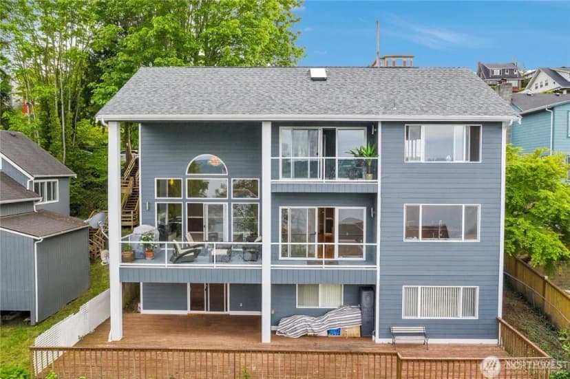 Property photo for 9844 Arrowsmith Avenue S, Seattle