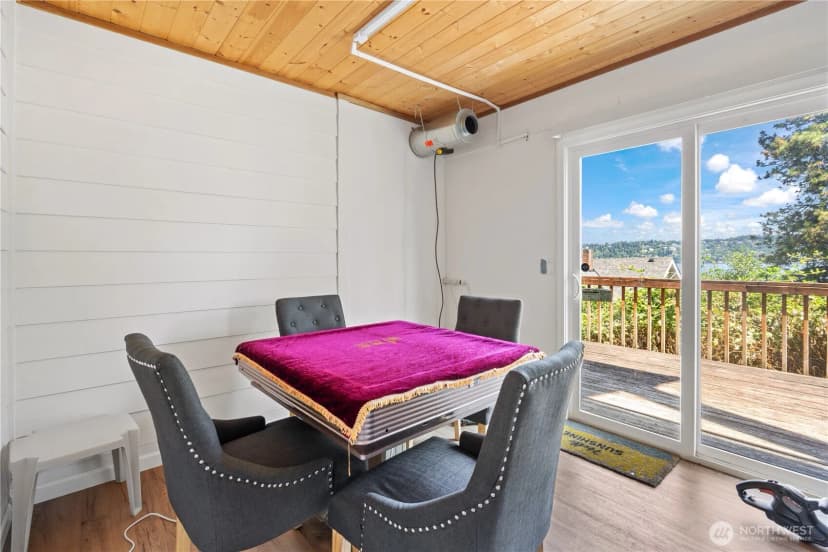 Property photo for 9844 Arrowsmith Avenue S, Seattle photo 17