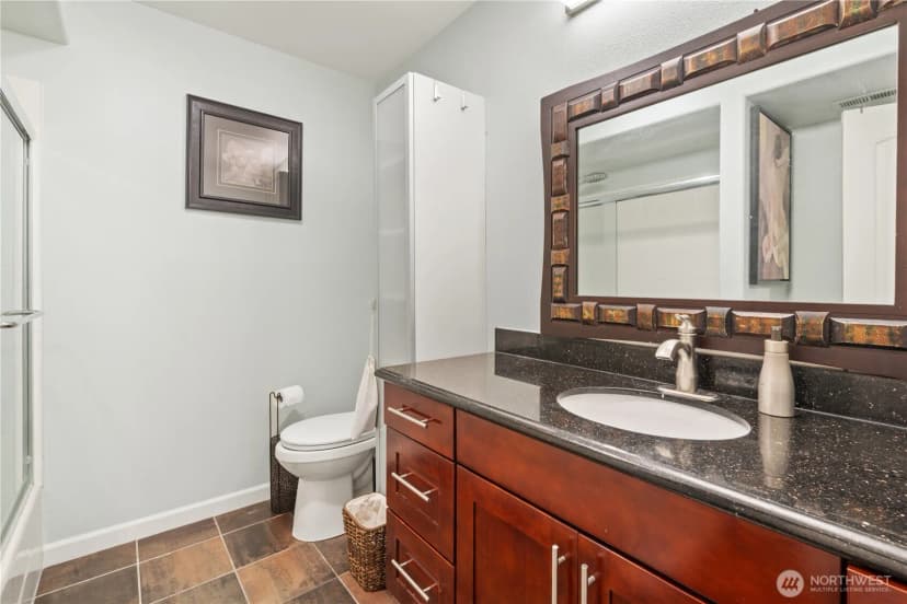 Property photo for 9844 Arrowsmith Avenue S, Seattle photo 11