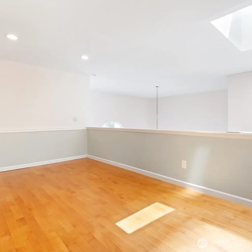 Property photo for 9844 Arrowsmith Avenue S, Seattle photo 12
