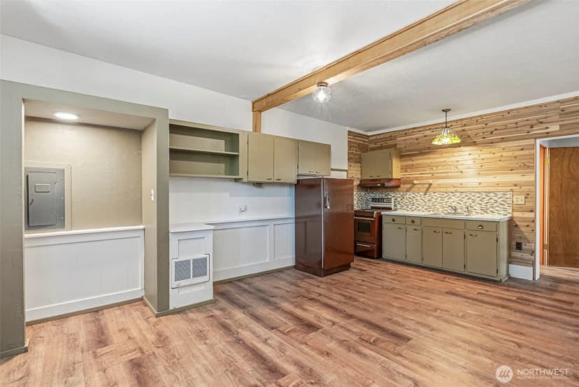 Property photo for 1701 Tower Road, Castle Rock photo 4