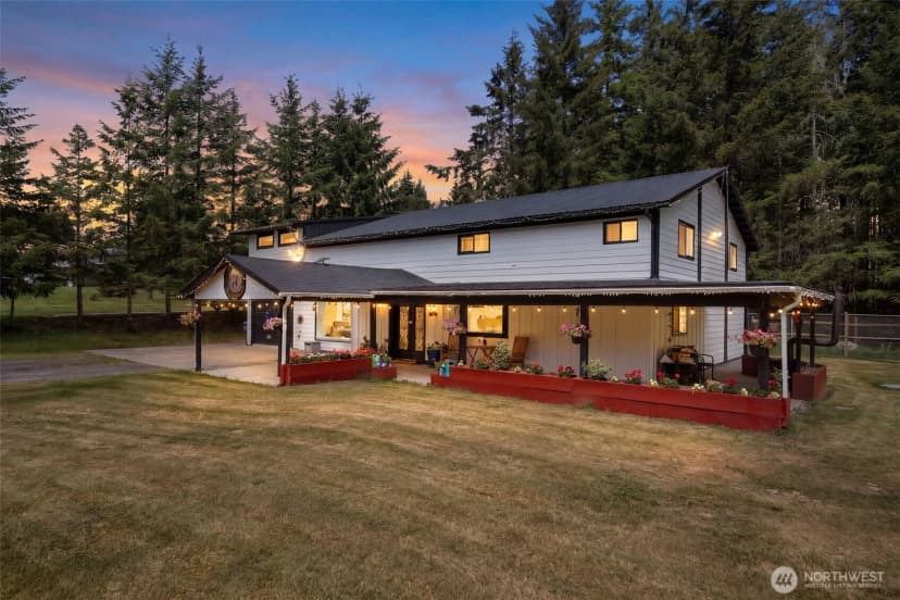 Property photo for 1785 Centralia Alpha Road, Chehalis