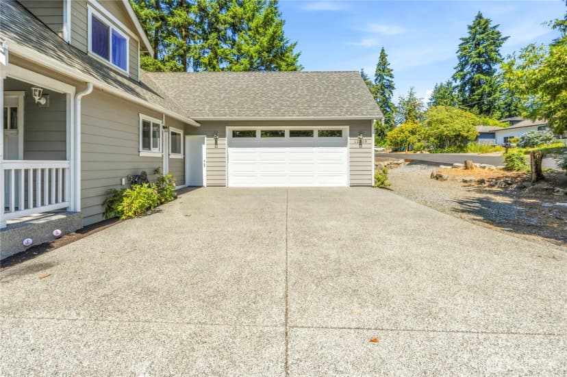 Property photo for 12309 80th Avenue Ne, Kirkland photo 6