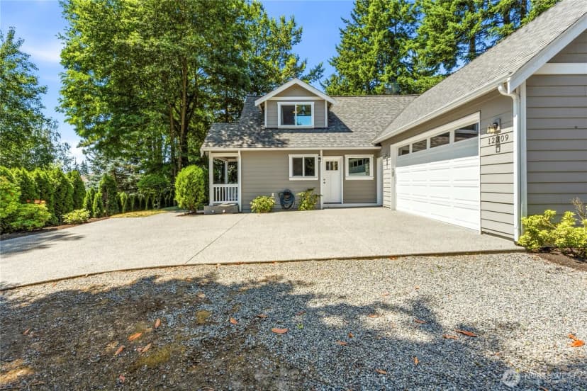 Property photo for 12309 80th Avenue Ne, Kirkland photo 2