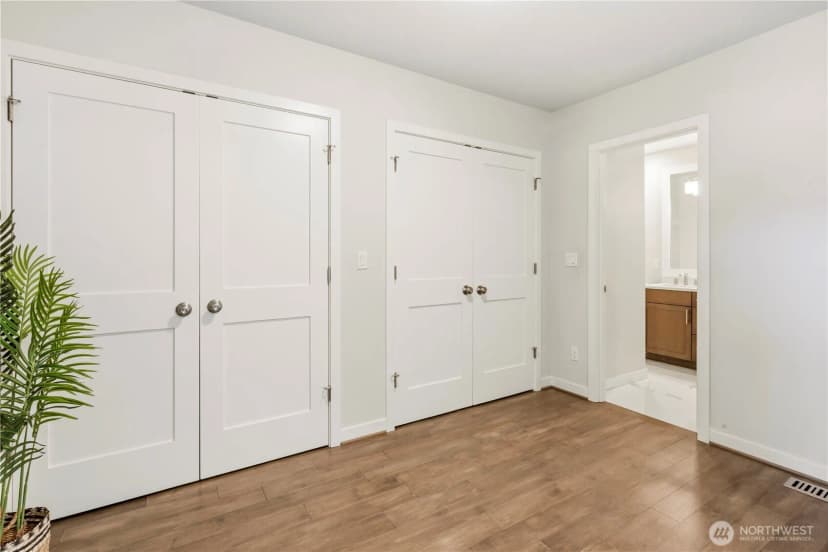 Property photo for 12309 80th Avenue Ne, Kirkland photo 20