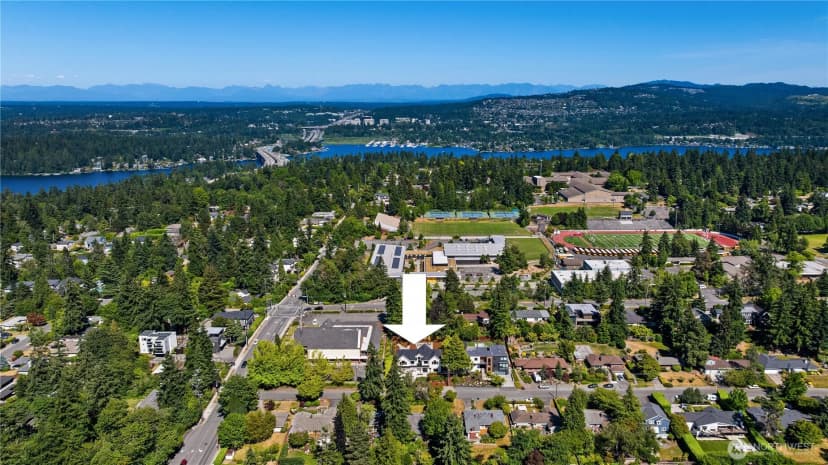 Property photo for 4024 85th Avenue Se, Mercer Island photo 34