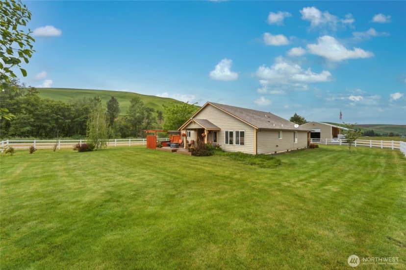 Property photo for 252 S Touchet Road, Dayton photo 5