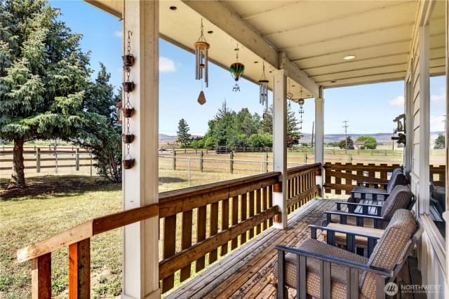 Property photo for 1551 S Thorp Highway, Ellensburg photo 4