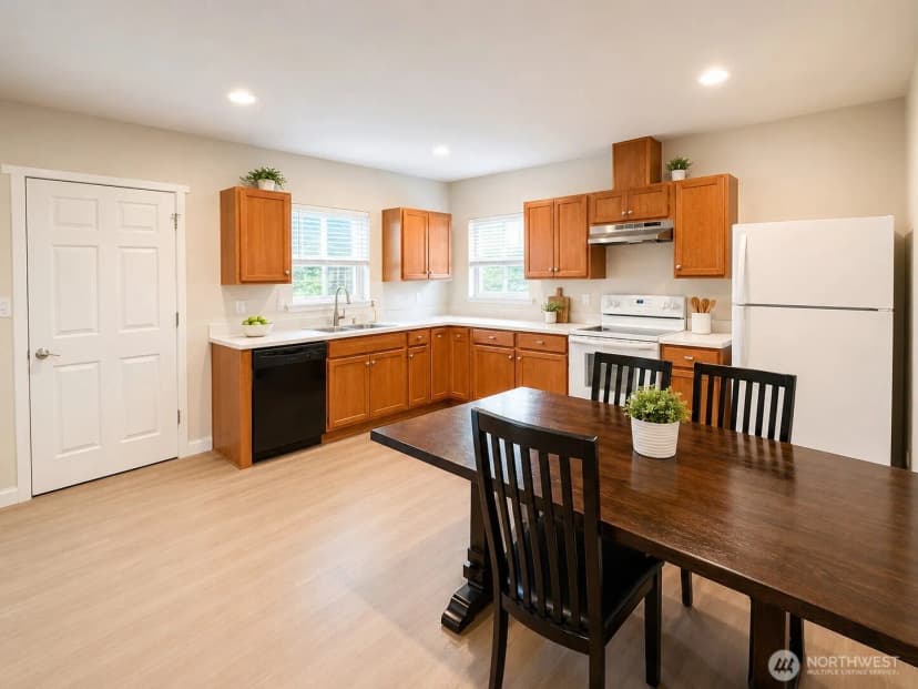 Property photo for 336 S Division Street, Auburn photo 6