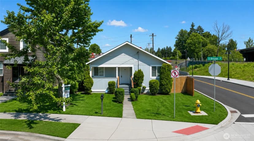 Property photo for 336 S Division Street, Auburn photo 19