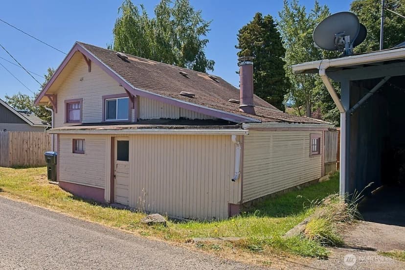 Property photo for 1125 W Ninth Street, Port Angeles photo 6