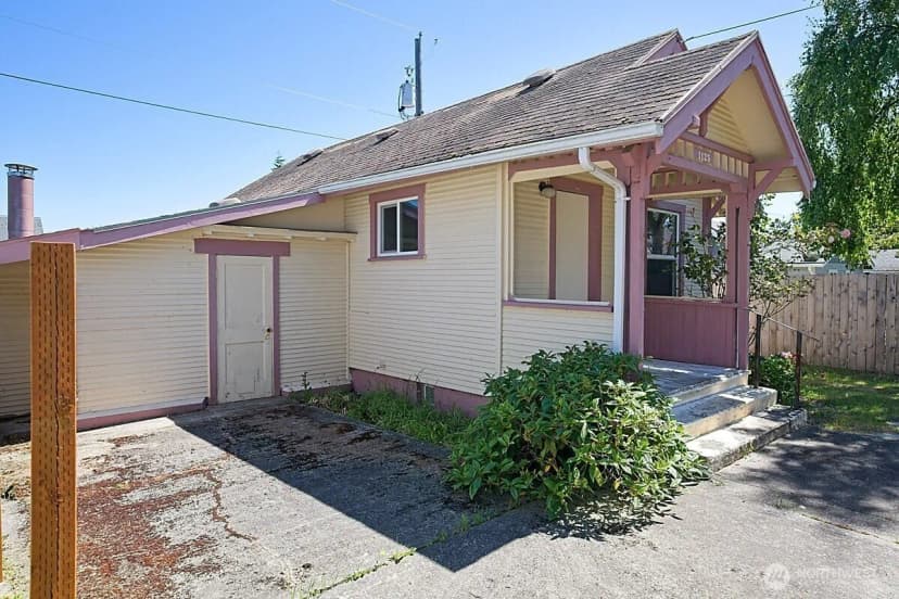Property photo for 1125 W Ninth Street, Port Angeles photo 7