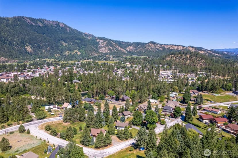 Property photo for 9724 Dye Road, Leavenworth photo 36