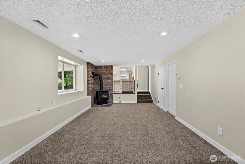 Property photo for 11315 83rd Avenue Sw, Lakewood photo 18