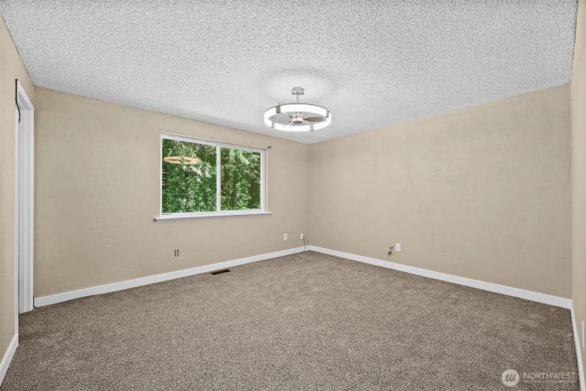 Property photo for 11315 83rd Avenue Sw, Lakewood photo 23