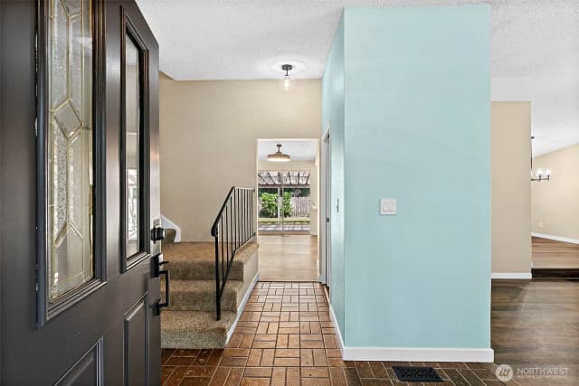 Property photo for 11315 83rd Avenue Sw, Lakewood photo 5