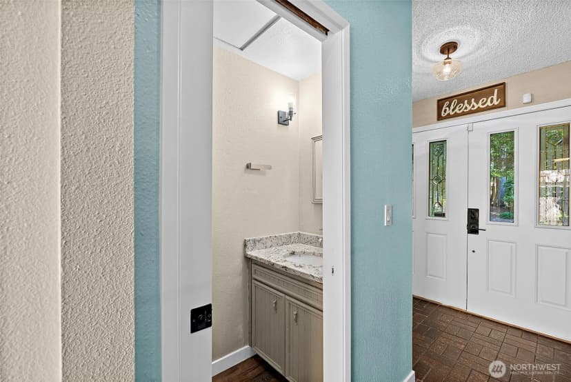 Property photo for 11315 83rd Avenue Sw, Lakewood photo 19