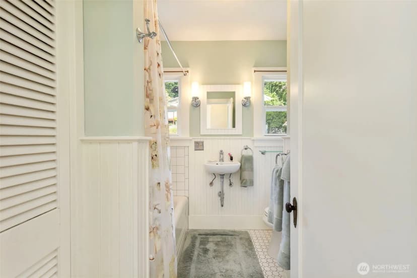 Property photo for 1018 Taft Street, Port Townsend photo 23