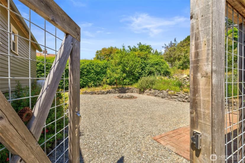 Property photo for 1018 Taft Street, Port Townsend photo 36