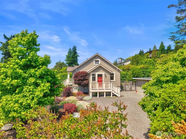 Property photo for 1018 Taft Street, Port Townsend photo 3