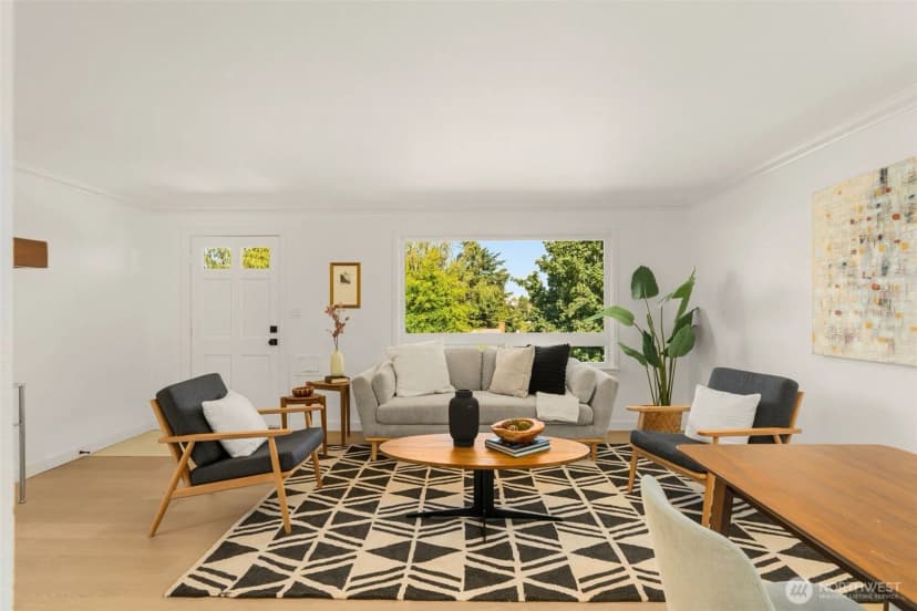 Property photo for 4411 50th Avenue Sw, Seattle photo 10