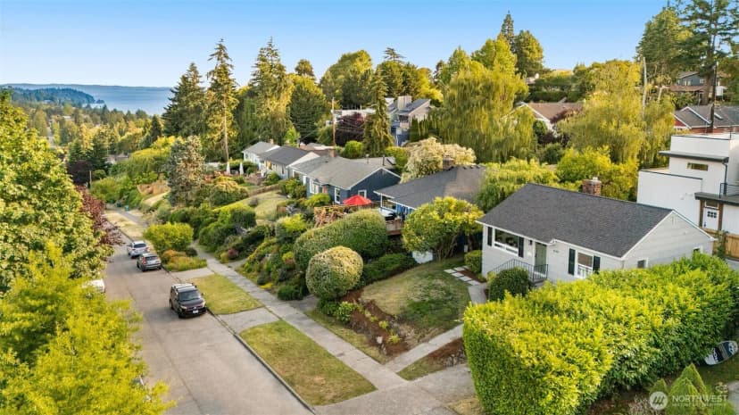 Property photo for 4411 50th Avenue Sw, Seattle photo 23