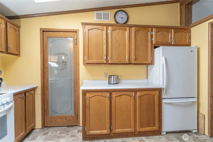 Property photo for 532 Nw Silver Glen Lane, Bremerton photo 10