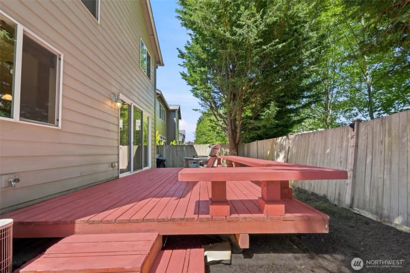 Property photo for 16021 35th Drive Se, Bothell photo 27