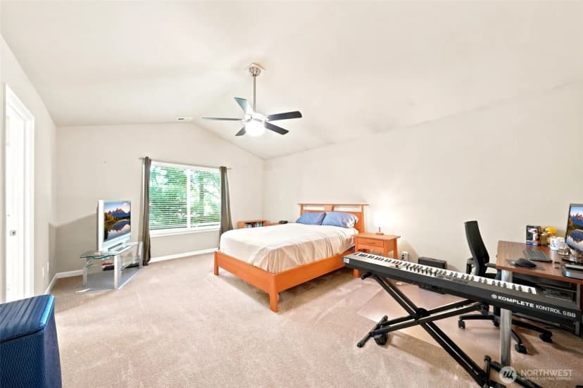 Property photo for 16021 35th Drive Se, Bothell photo 16