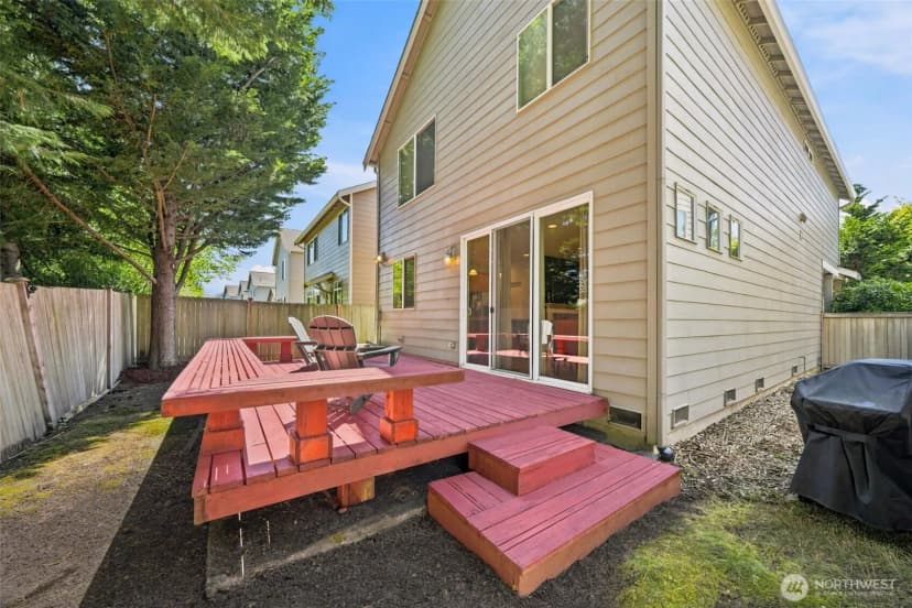 Property photo for 16021 35th Drive Se, Bothell photo 24