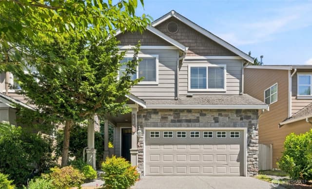 Property photo for 16021 35th Drive Se, Bothell photo 2