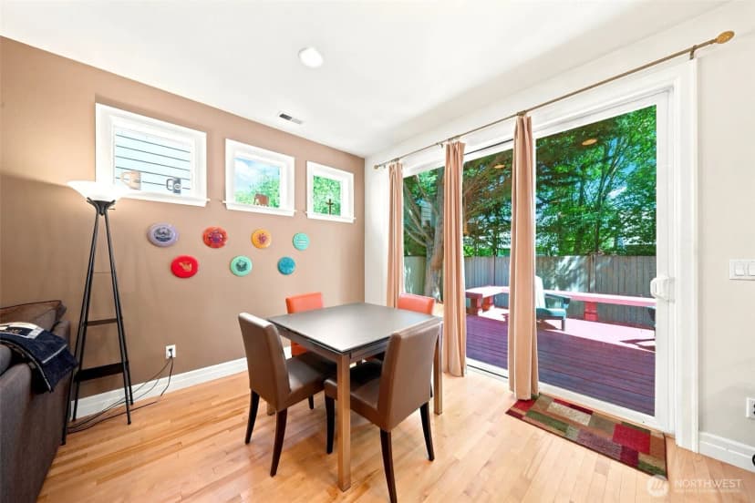 Property photo for 16021 35th Drive Se, Bothell photo 9