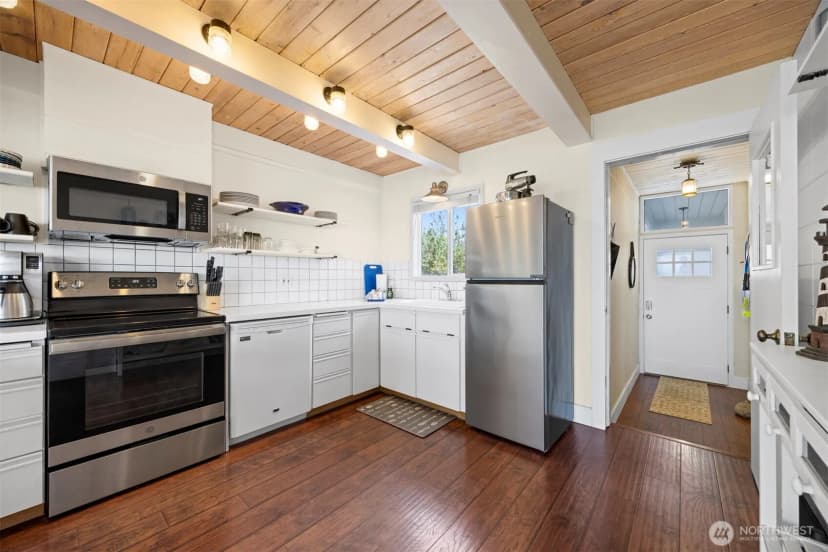Property photo for 4421 Sucia Drive, Ferndale photo 10