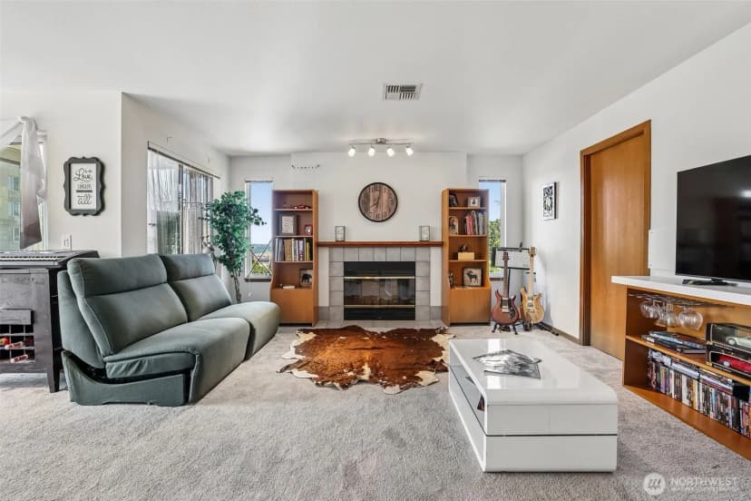 Property photo for 1312 S Massachusetts Street #301, Seattle photo 9